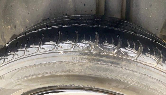 2016 Maruti Ciaz VDI+ SHVS, Diesel, Manual, 84,075 km, Left Rear Tyre Tread