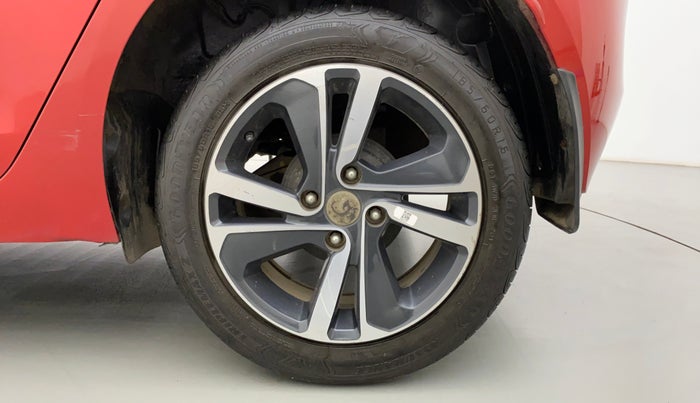 2021 Tata ALTROZ XZ+ 1.5 RTQ, Diesel, Manual, 26,375 km, Left Rear Wheel