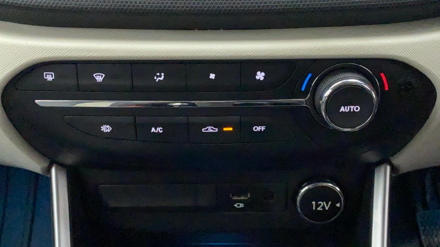 2021 Tata ALTROZ XZ+ 1.5 RTQ, Diesel, Manual, 26,375 km, Automatic Climate Control