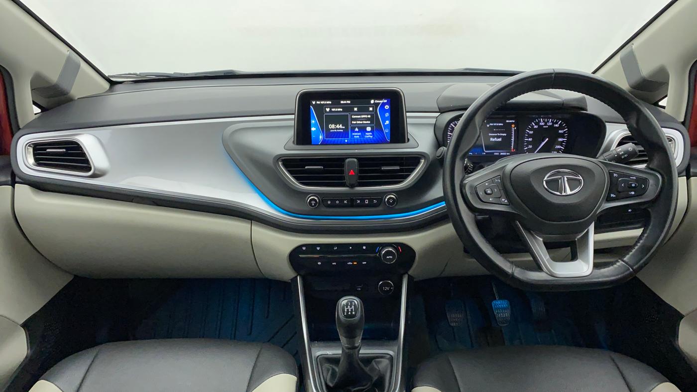 2021 Tata ALTROZ XZ+ 1.5 RTQ, Diesel, Manual, 26,375 km, Dashboard