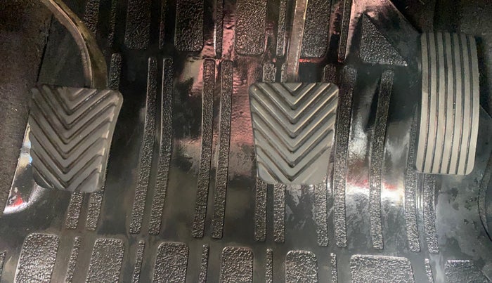 2016 Hyundai Creta SX PLUS  ANNIVERSARY EDITION 1.6 PETROL, Petrol, Manual, 41,701 km, Pedals