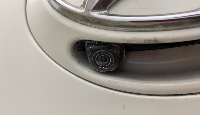 2017 Hyundai Grand i10 SPORTZ (O) 1.2 KAPPA VTVT, Petrol, Manual, 64,964 km, Parking Camera