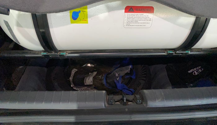 2023 Hyundai GRAND I10 NIOS SPORTZ 1.2 KAPPA VTVT CNG, CNG, Manual, 14,308 km, Boot Inside