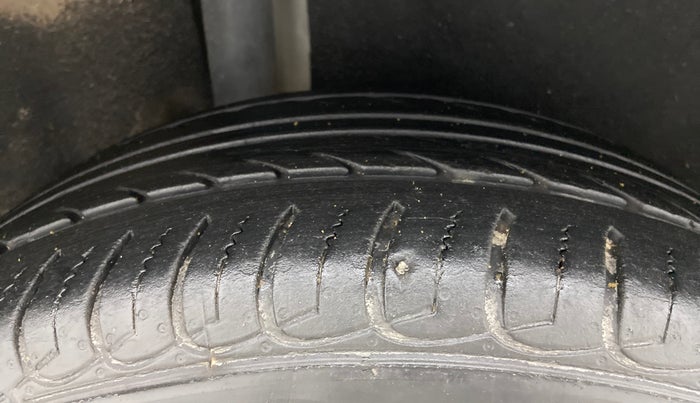 2017 Ford Ecosport TITANIUM 1.5L PETROL AT, Petrol, Automatic, 76,626 km, Right Rear Tyre Tread