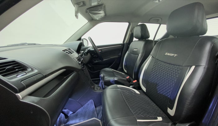 2015 Maruti Swift ZXI D, Petrol, Manual, 33,128 km, Right Side Front Door Cabin