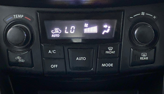 2015 Maruti Swift ZXI D, Petrol, Manual, 33,128 km, Automatic Climate Control