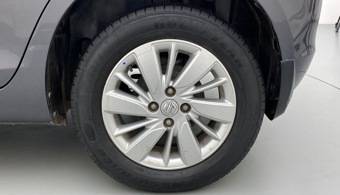 2015 Maruti Swift ZXI D, Petrol, Manual, 33,128 km, Left Rear Wheel