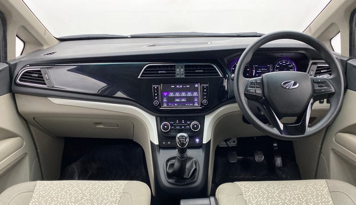 2021 Mahindra MARAZZO M 6 + 8 STR, Diesel, Manual, 9,585 km, Dashboard