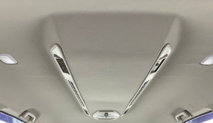 2021 Mahindra MARAZZO M 6 + 8 STR, Diesel, Manual, 9,585 km, Rear AC Vents
