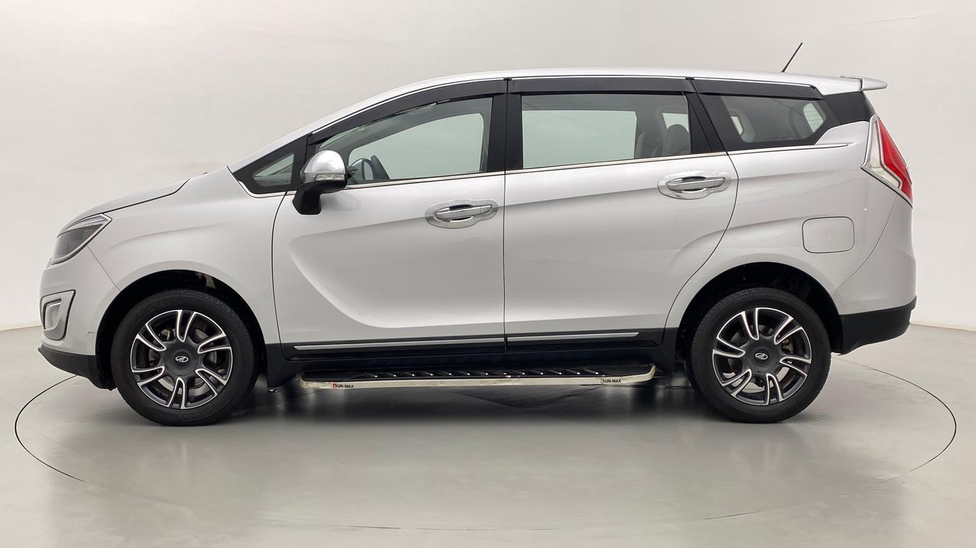 2021 Mahindra MARAZZO M 6 + 8 STR, Diesel, Manual, 9,585 km, Left Side