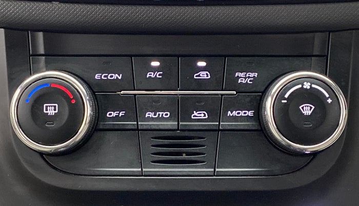 2021 Mahindra MARAZZO M 6 + 8 STR, Diesel, Manual, 9,585 km, Automatic Climate Control