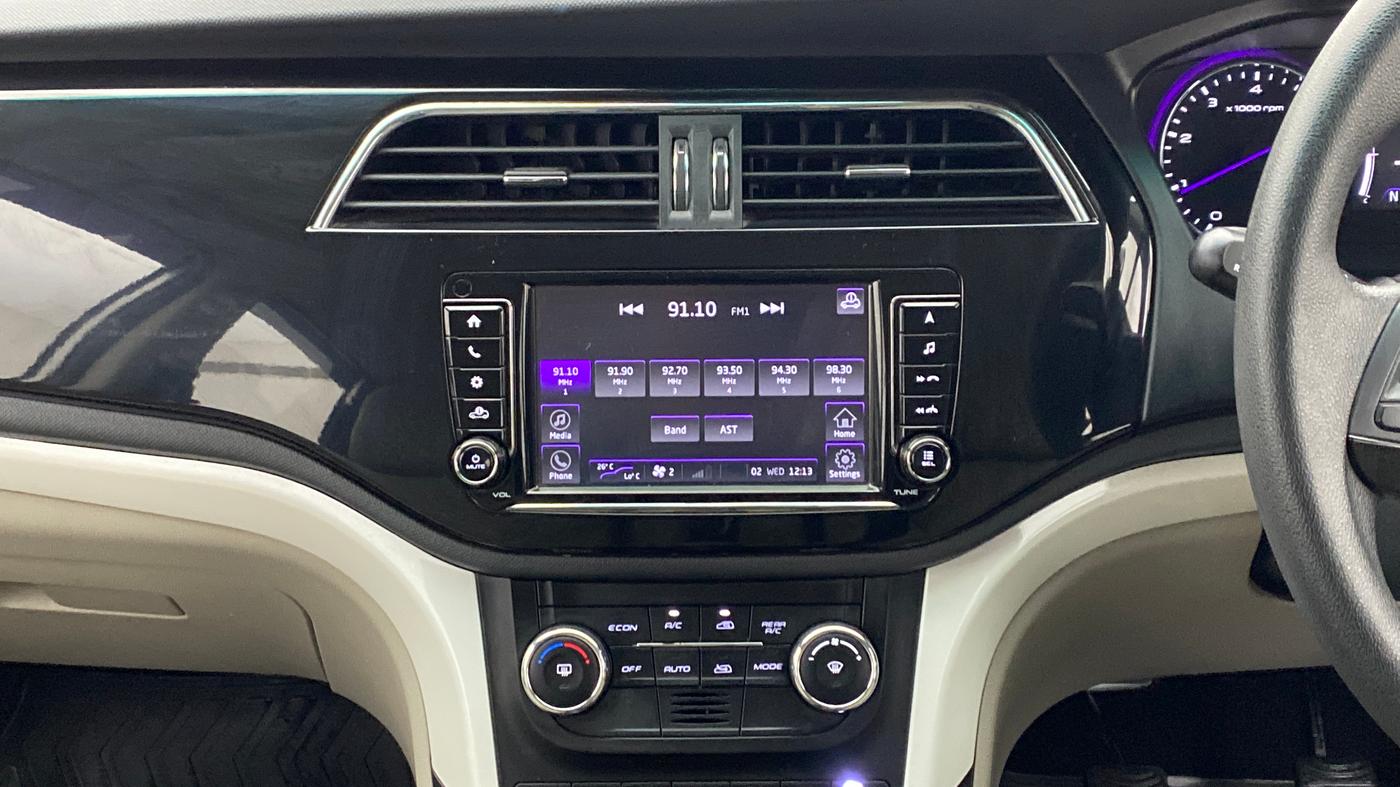2021 Mahindra MARAZZO M 6 + 8 STR, Diesel, Manual, 9,585 km, Air Conditioner