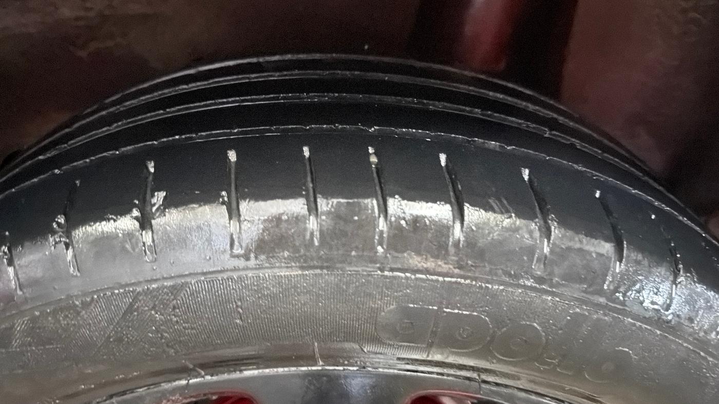 2016 Maruti Baleno ZETA CVT PETROL 1.2, Petrol, Automatic, 65,858 km, Left Rear Tyre Tread