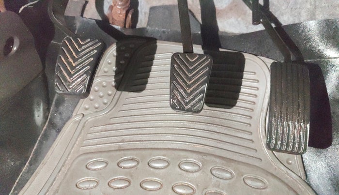 2015 Hyundai Eon ERA +, Petrol, Manual, 81,848 km, Pedals