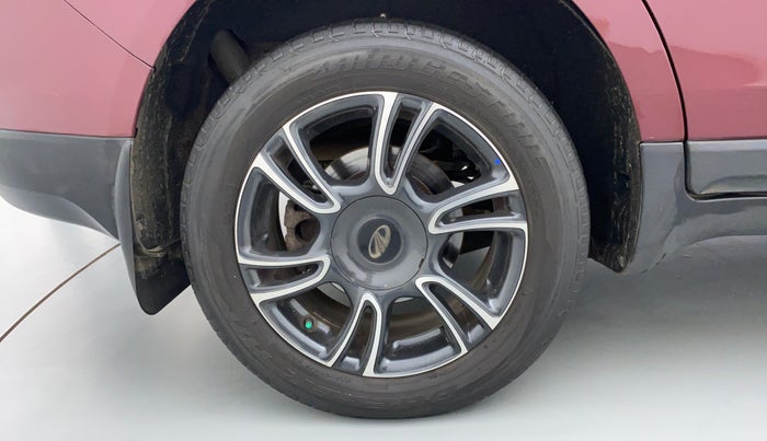2018 Mahindra MARAZZO M8 7 STR, Diesel, Manual, Right Rear Wheel