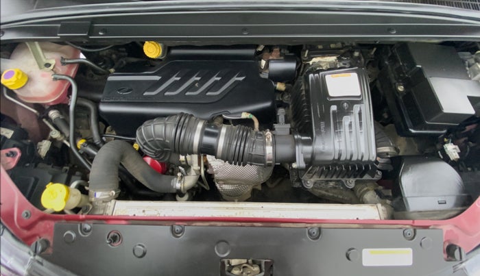 2018 Mahindra MARAZZO M8 7 STR, Diesel, Manual, Open Bonet