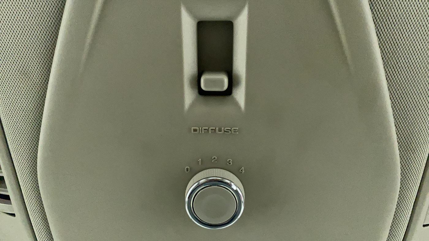 2018 Mahindra MARAZZO M8 7 STR, Diesel, Manual, Rear AC Temperature Control