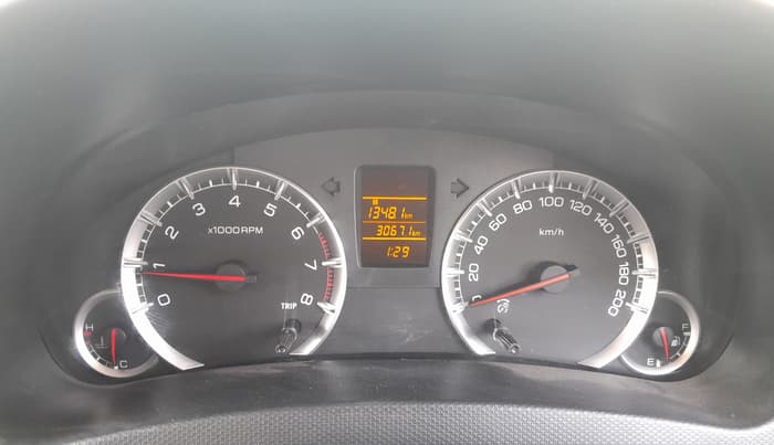 2015 Maruti Swift VXI, Petrol, Manual, 30,670 km, Odometer Image