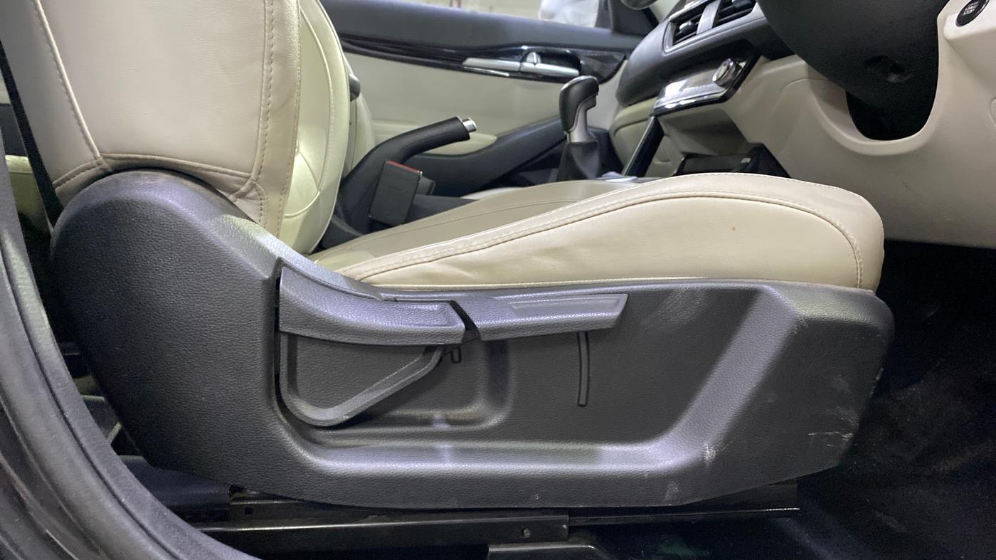 2020 KIA SELTOS HTX ANNIVERSARY EDITION 1.5 PETROL, Petrol, Manual, 68,931 km, Driver Side Adjustment Panel