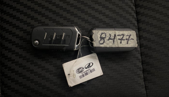 2022 Mahindra Thar LX PETROL HT 4WD AT, Petrol, Automatic, 28,294 km, Key Close Up