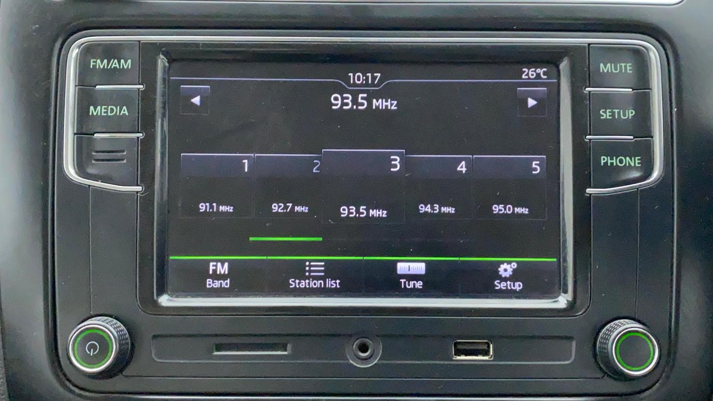 2017 Skoda Rapid 1.6 MPI STYLE AT, Petrol, Automatic, 43,728 km, Infotainment System