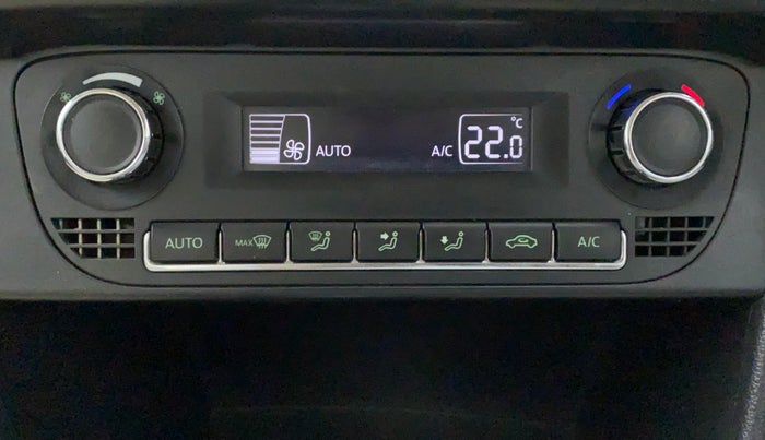 2017 Skoda Rapid 1.6 MPI STYLE AT, Petrol, Automatic, 43,728 km, Automatic Climate Control