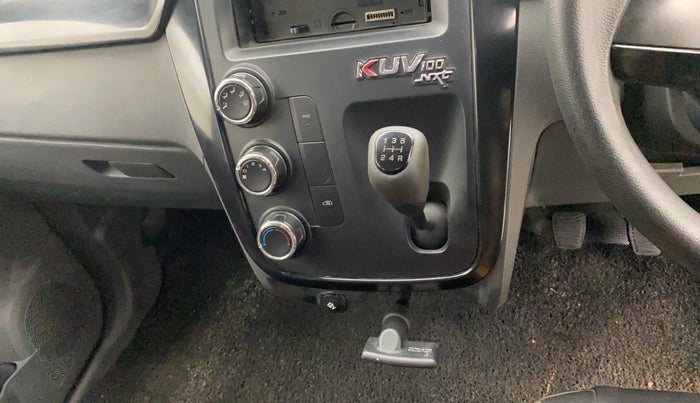 2017 Mahindra Kuv100 K4 PLUS 6 STR, Petrol, Manual, 37,956 km, Gear Lever