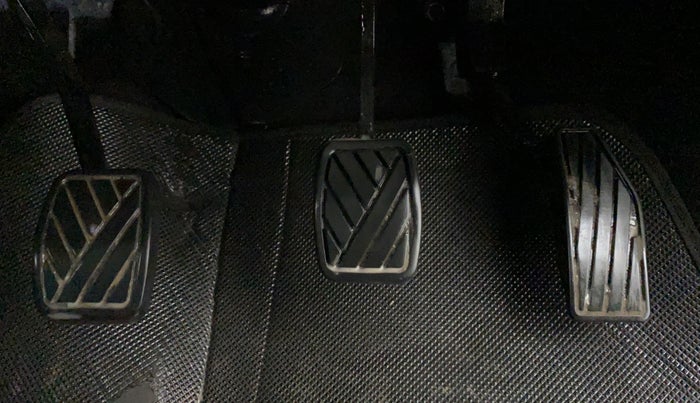 2018 Maruti Baleno DELTA PETROL 1.2, Petrol, Manual, 40,737 km, Pedals