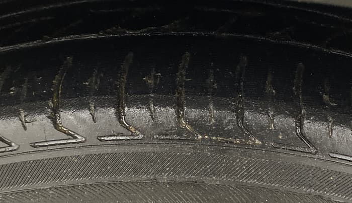 2019 Ford FREESTYLE TITANIUM 1.2 PETROL, Petrol, Manual, 82,703 km, Left Front Tyre Tread