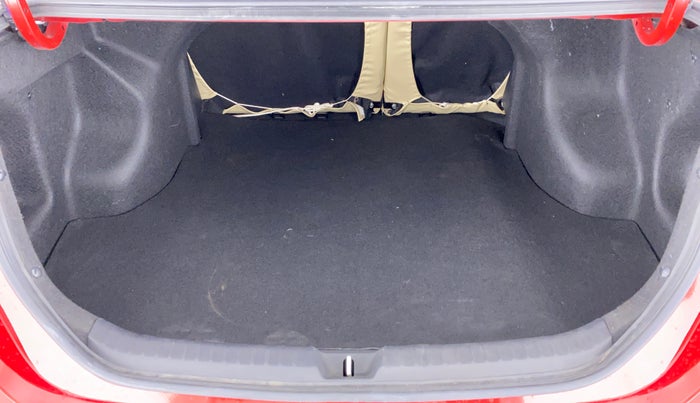 2020 Toyota YARIS G MT, Petrol, Manual, 2,911 km, Boot Inside