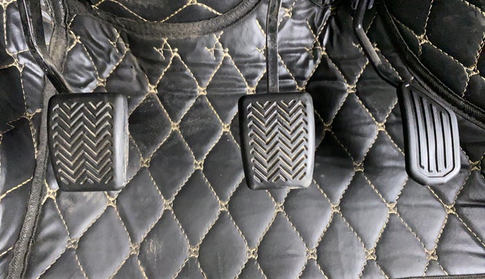 2020 Toyota YARIS G MT, Petrol, Manual, 2,911 km, Pedals