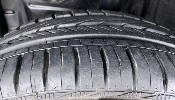 2020 Toyota YARIS G MT, Petrol, Manual, 2,911 km, Left Front Tyre Tread