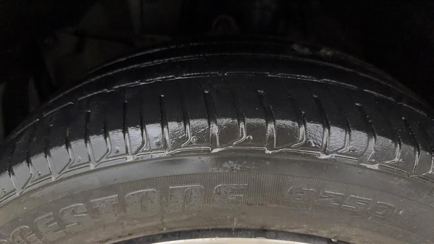 2023 Honda City 1.5L I-VTEC V MT 5TH GEN, Petrol, Manual, 39,620 km, Left Front Tyre Tread