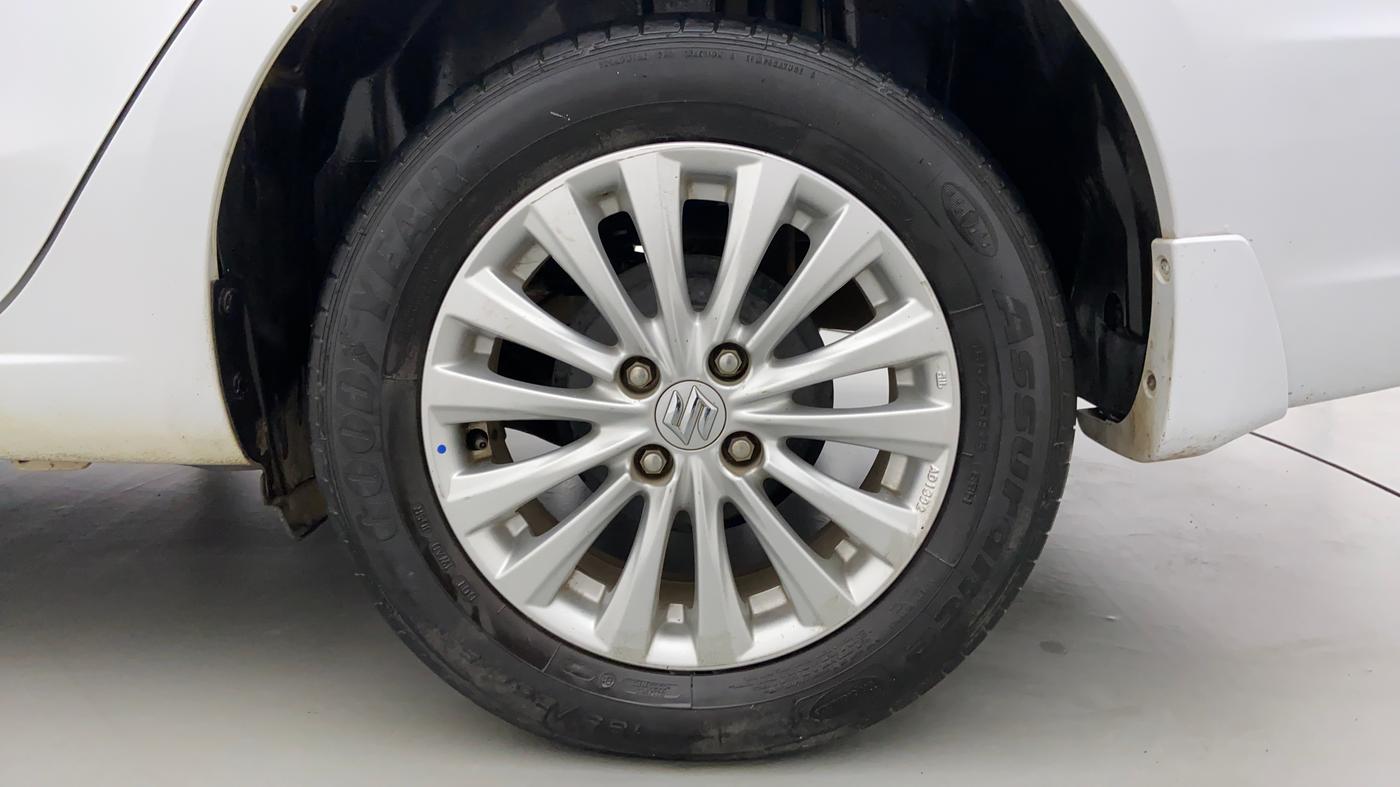 2018 Maruti Ciaz DELTA 1.5 SHVS VVT MT, Petrol, Manual, 30,729 km, Left Rear Wheel