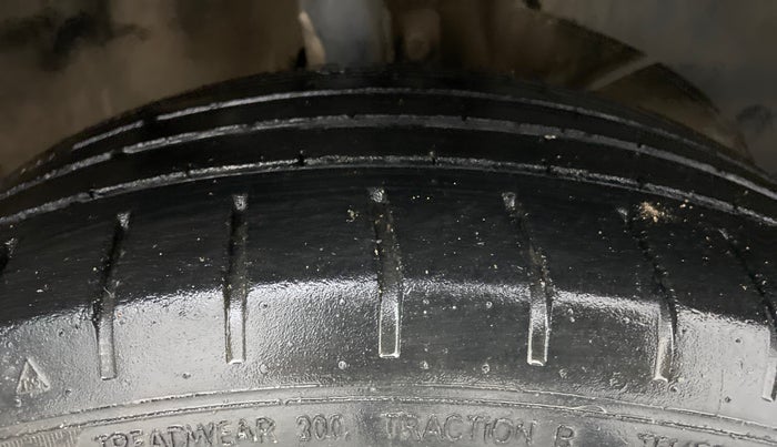 2017 Maruti Baleno ZETA PETROL 1.2, Petrol, Manual, 78,031 km, Right Front Tyre Tread
