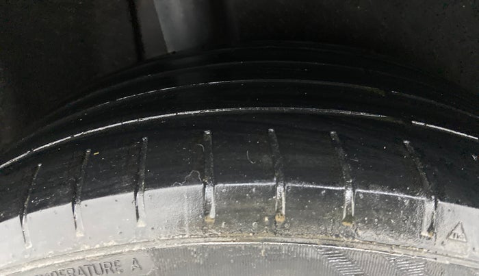 2017 Maruti Baleno ZETA PETROL 1.2, Petrol, Manual, 78,031 km, Right Rear Tyre Tread