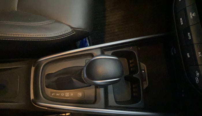 2021 Maruti XL6 ALPHA AT, Petrol, Automatic, 27,281 km, Gear Lever