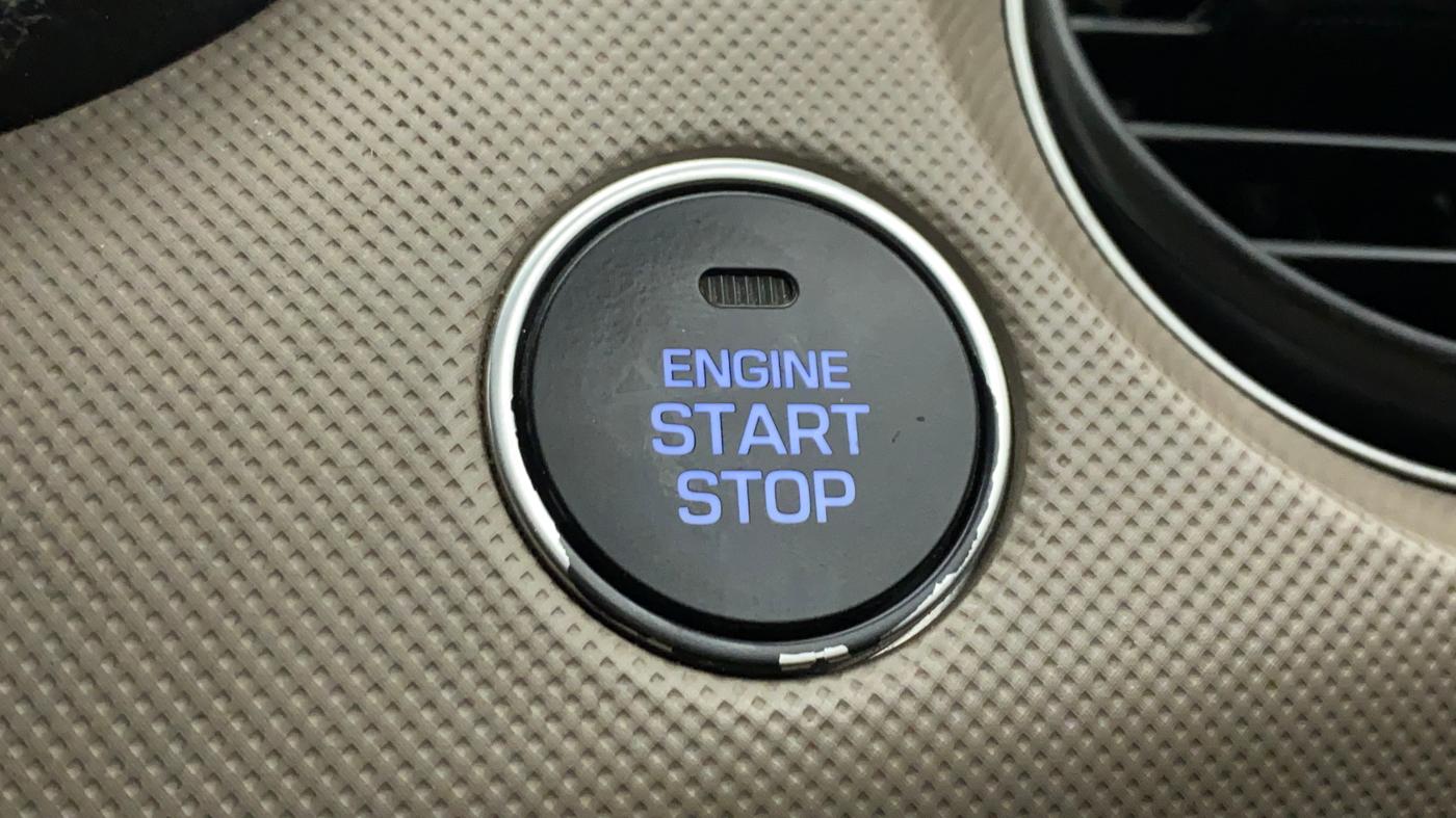 2015 Hyundai Grand i10 ASTA 1.2 KAPPA VTVT, Petrol, Manual, 74,732 km, Keyless Start/ Stop Button