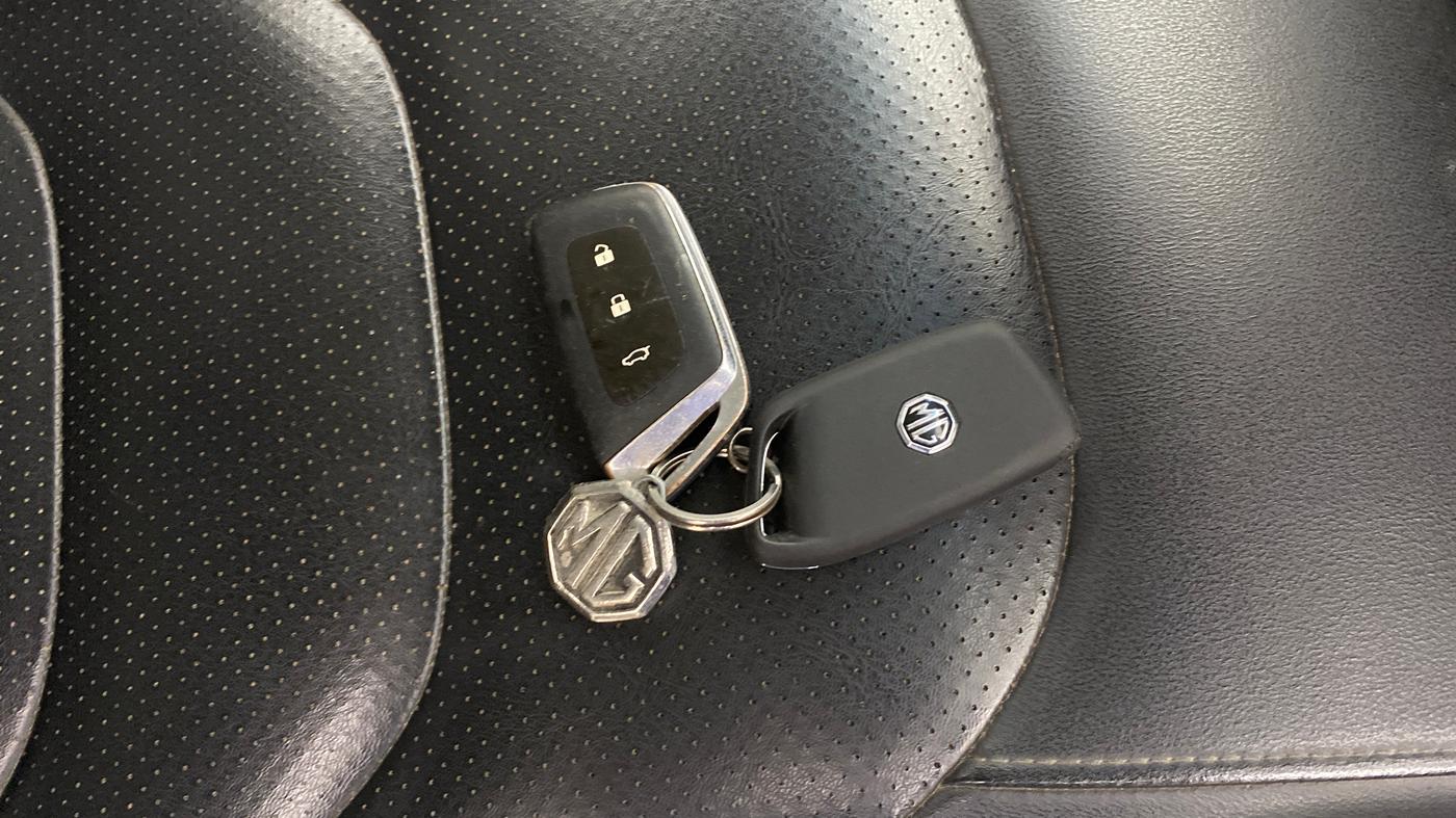 2020 MG HECTOR SHARP 1.5 DCT PETROL, Petrol, Automatic, 59,217 km, Key Close Up