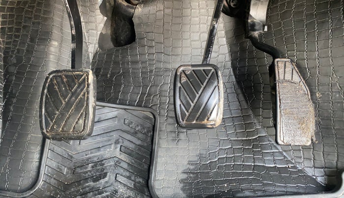 2021 Maruti IGNIS ZETA 1.2, Petrol, Manual, 48,171 km, Pedals