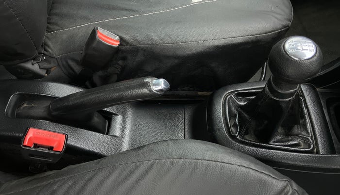 2013 Maruti Swift VDI, Diesel, Manual, 49,234 km, Gear Lever