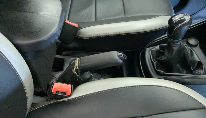 2017 Ford Ecosport TREND+ 1.5L DIESEL, Diesel, Manual, 84,332 km, Gear Lever