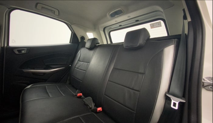 2017 Ford Ecosport TREND+ 1.5L DIESEL, Diesel, Manual, 84,332 km, Right Side Rear Door Cabin