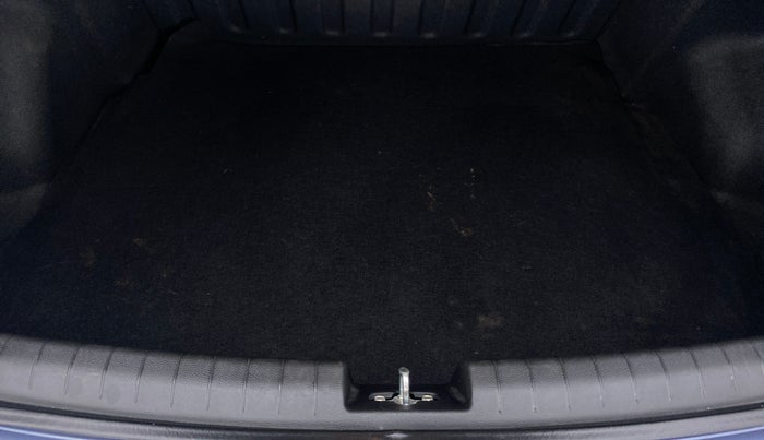 2014 Hyundai Xcent S 1.2 OPT, Petrol, Manual, 34,810 km, Boot Inside