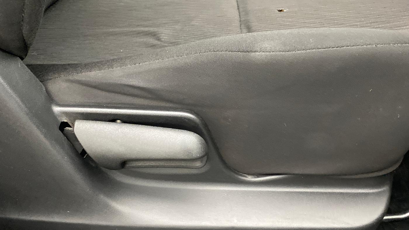 2016 Maruti Swift VXI D, Petrol, Manual, 31,166 km, Driver Side Adjustment Panel