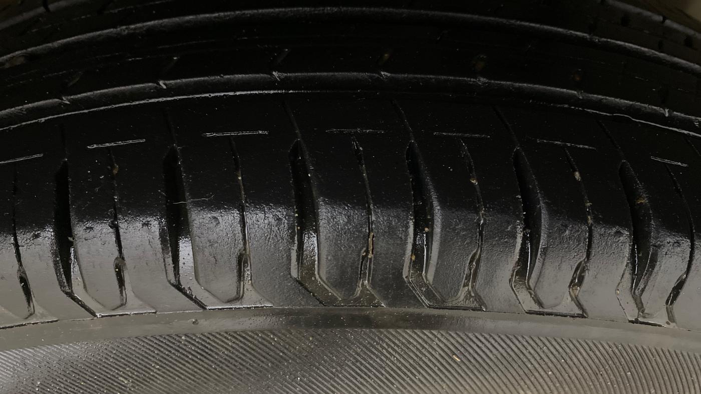 2023 Maruti Swift VXI, Petrol, Manual, 29,844 km, Left Rear Tyre Tread