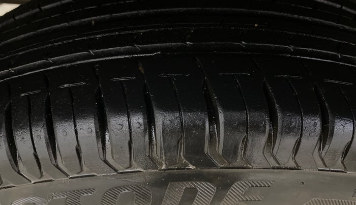 2023 Maruti Swift VXI, Petrol, Manual, 29,844 km, Right Rear Tyre Tread