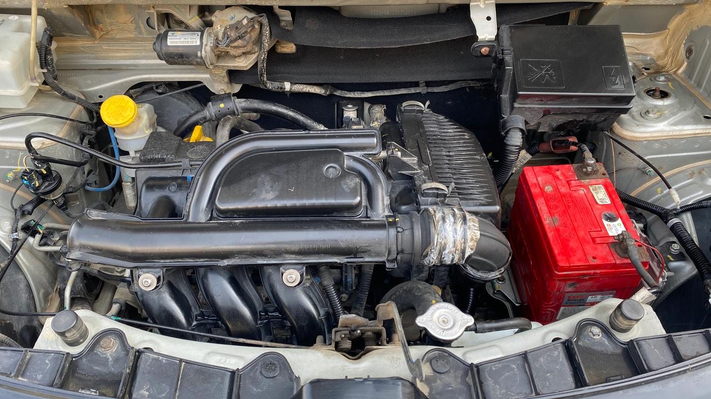 2018 Renault Kwid RXT 1.0 (O), Petrol, Manual, 30,087 km, Engine View