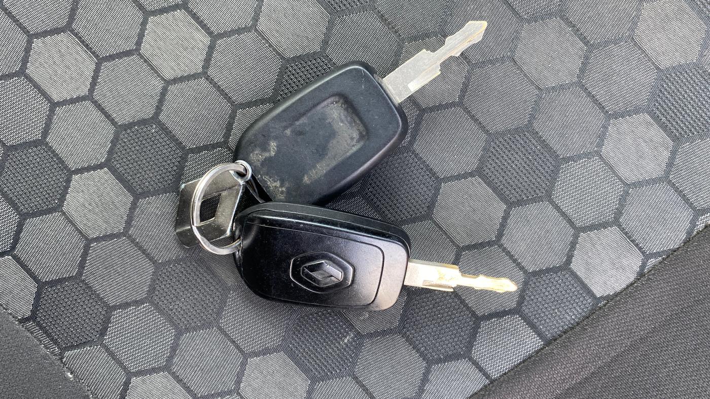 2018 Renault Kwid RXT 1.0 (O), Petrol, Manual, 30,087 km, Key Close Up