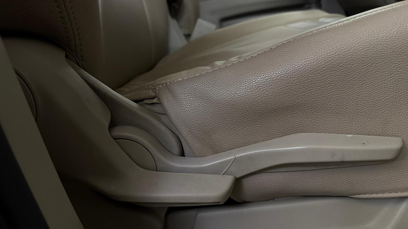 2019 Maruti Ertiga ZXI+ SHVS, Petrol, Manual, 87,662 km, Driver Side Adjustment Panel